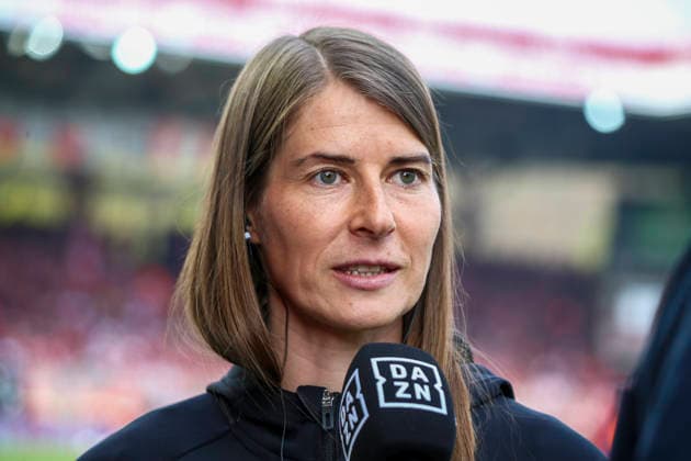 Deutschland: Bundesliga 2025 2026, 30. Spieltag - 1. FC Union Berlin vs VfL Wolfsburg - An der Alten Försterei (Berlin): Portraitfoto, Portrait, Einzelaufnahme, Porträt Marie-Louise Eta (Trainer 1. FC Union Berlin) Berlin