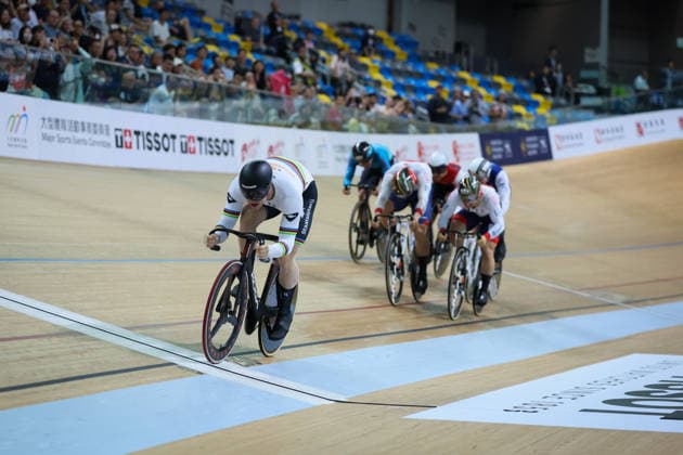 Sport Bilder des Tages UCI Track World Cup: Hong Kong Picture by Alex Whitehead SWpix.com - 18 04 2026 - Cycling - UCI Track World Cup: Hong Kong - Hong Kong Velodrome, Tseung Kwan O, Hong Kong, China - Men™s Keirin Finals 1-6 - Leigh Hoffman of Australia Wins Copyright: x xSWpix.comx(t axPhotographyxHubxLtd)xAlexxWhitehead SWpix.comx SWP-3030-12778