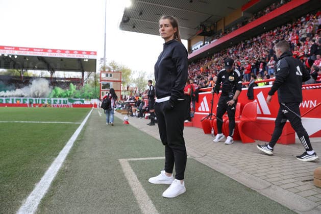18.04.2026, xtgx, Fussball 1. Bundesliga, 1. FC Union Berlin - VfL Wolfsburg emspor, v.l. Marie Louise Eta (Union Berlin, Trainerin) (DFL DFB REGULATIONS PROHIBIT ANY USE OF PHOTOGRAPHS as IMAGE SEQUENCES and or QUASI-VIDEO) Berlin