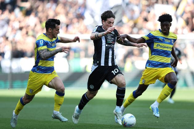 Ar Udine 18 04 2026 - campionato di calcio serie A Udinese-Parma foto Andrea Rigano Image nella foto: NicoloÕ Zaniolo-Abdoulaye Ndiaye-Emanuele Valeri 