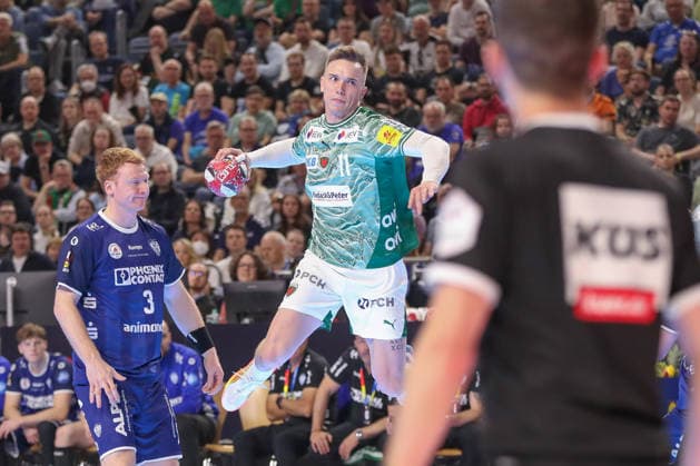18.04.2026 ,xgox, Handball - DHB Pokal 1 2 Finale TBV Lemgo-Lippe - Füchse Berlin emspor, v.l. Lasse Andersson (Berlin, 11) wirft Tor, Torschuetze, erzielt Tor, Treffer, scores the goal Koeln