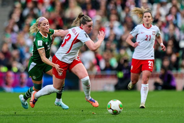 2027 FIFA Women s World Cup Qualifier, Aviva Stadium, Dublin 18 4 2026 Republic of Ireland vs Poland Ireland s Denise O Sullivan challenges Poland s Adriana AchciÅ ska Denise O Sullivan challenges Adriana AchciÅ ska 18 4 2026  Copyright: x INPHO RyanxByrnex RB1_7177