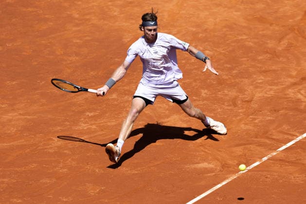 April 18, 2026, Barcelona, Barcelona, Spain: Russian professional ATP, Tennis Herren Tour tennis player ANDREY RUBLEV (RUS) in action during the semifinals match against HAMAD MEDJEDOVIC (SRB) at the Barcelona Open Banc Sabadell ATP 500 tennis tournament at the Real Club de Tenis Barcelona on April 18, 2026 in Barcelona, Spain. Barcelona Spain - ZUMAs316 20260418_znp_s316_026 Copyright: xMartixSeguraxRamonedax