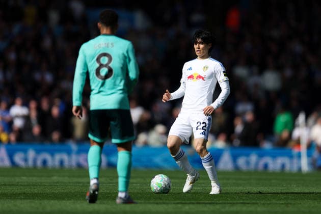 Leeds, England, 18th April 2026. Ao Tanaka of Leeds United during the Leeds United vs Wolverhampton Wanderers Premier League match at Elland Road, Leeds. Picture credit should read: Jessica Hornby Sportimage EDITORIAL USE ONLY. No use with unauthorised audio, video, data, fixture lists, club league logos or live services. Online in-match use limited to 120 images, no video emulation. No use in betting, games or single club league player publications. SPI_039_JH_LEEDS_UNITED_WOLVES SPI-4700-0039