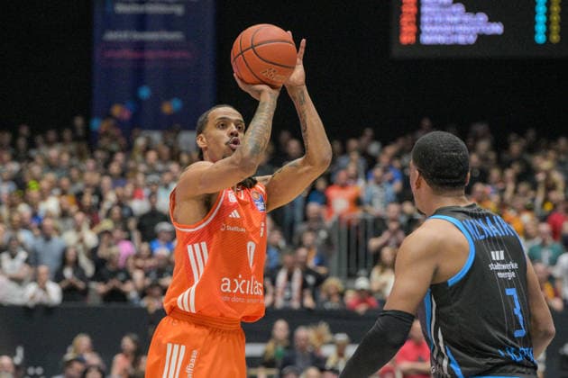 easyCredit Basketball Bundesliga, 30. Spieltag, Niners Chemnitz -Science City Jena 18.04.2026 ab 16.00 Uhr Chemnitz, Chemnitz Arena Im Foto: Kevin Yebo(0) easyCredit Basketball Bundesliga, 30. Spieltag, Niners Chemnitz - Science City Jena Chemnitz Sachsen Deutschland