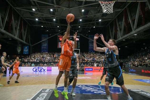 easyCredit Basketball Bundesliga, 30. Spieltag, Niners Chemnitz -Science City Jena 18.04.2026 ab 16.00 Uhr Chemnitz, Chemnitz Arena Im Foto: Kevin Yebo(0) easyCredit Basketball Bundesliga, 30. Spieltag, Niners Chemnitz - Science City Jena Chemnitz Sachsen Deutschland