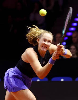 Sport Bilder des Tages 18.04.2026, Deutschland, Stuttgart, Tennis Porsche Tennis Grand Prix, Mirra Andreeva *** 18 04 2026, Germany, Stuttgart, Tennis Porsche Tennis Grand Prix, Mirra Andreeva