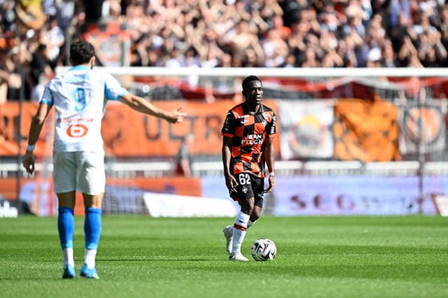 FC Lorient v Olympique de Marseille - Ligue 1 McDonald s 2025 2026 62 Arthur AVOM (fcl) during the Ligue 1 McDonald s match between FC Lorient and Olympique de Marseille at Stade du Moustoir on April 18, 2026 in Lorient, France. Lorient France  Copyright: xFEPx 776348356