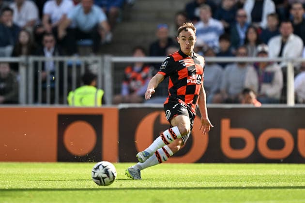 FC Lorient v Olympique de Marseille - Ligue 1 McDonald s 2025 2026 10 Pablo PAGIS (fcl) during the Ligue 1 McDonald s match between FC Lorient and Olympique de Marseille at Stade du Moustoir on April 18, 2026 in Lorient, France. Lorient France  Copyright: xFEPx 776348356