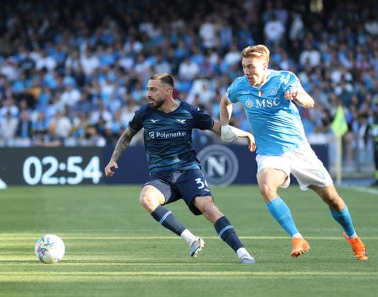 Serie A football match - Napoli vs. Lazio 2025 26 Mario Gila Fuentes of SS Lazio Rasmus Hojlund of SSC Napoli During the football match on April 18, 2026, valid for the Italian Serie A - 2025 26 championship in Naples at the Stadio Diego Armando Maradona between SSC Napoli and AC Lazio. Pictured: NAPOLI stadio Diego Armando Maradona CAMPANIA ITALIA Copyright: xFABIOxSASSOxFabioxSassox Napoli Lazio2026_04_18Fabio Sasso9573