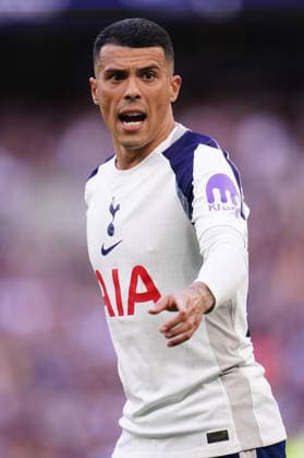 Premier League: Tottenham Hotspur v Brighton & Hove Albion Pedro Porro of Tottenham Hotspur during the Premier League match Tottenham Hotspur vs Brighton & Hove Albion at Tottenham Hotspur Stadium, London, United Kingdom on 18 April 2026 (Photo by Harvey Murphy News Images) Copyright: xHarveyxMurphy NewsxImagesx