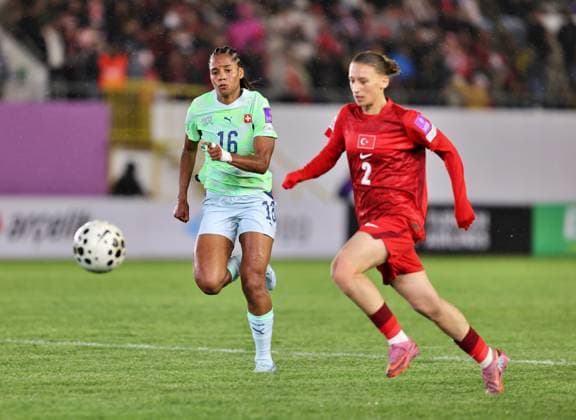 Turkiye v Switzerland - 2027 FIFA Women s World Cup European Qualifiers SINOP, TURKIYE - APRIL 18: Meryem Kucukbirinci (2) of Turkiye Women s National Football Team competes against Aurelie Csillag (16) of Switzerland Women s National Football Team in the 2027 FIFA Women s World Cup European Qualifiers League B Group 2 match at Sinop City Stadium, on April 18, 2026, in Sinop, Turkiye. Veysel Altun Anadolu Sinop Turkey. Editorial use only. Please get in touch for any other usage.  Copyright: x2026xAnadoluxVeyselxAltunx
