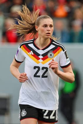Ried im Innkreis, Österreich 18. April 2026: Frauen WM-Qualifikationsspiel Österreich vs. Deutschland - Länderspiel Im Bild: Jule Brand (Deutschland) Copyright: HMBxMedia MadeleinexFantini