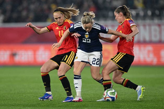 20260418 BELGIUM VS SCOTLAND Janice Cayman (11) of Belgium and Marie Detruyer (20) of Belgium fighting for the ball with Erin Cuthbert (22) of Scotland during a women football game between the national teams of Belgium, called the Red Flames and Scotland on the 4th matchday in the league phase of the Uefa Womens Qualifiers, on Saturday 18 April 2026 in Leuven , BELGIUM . Photo Sportpix David Catry Leuven BELGIUM  Copyright: xDavidxCatryx 20260418DC2_3048