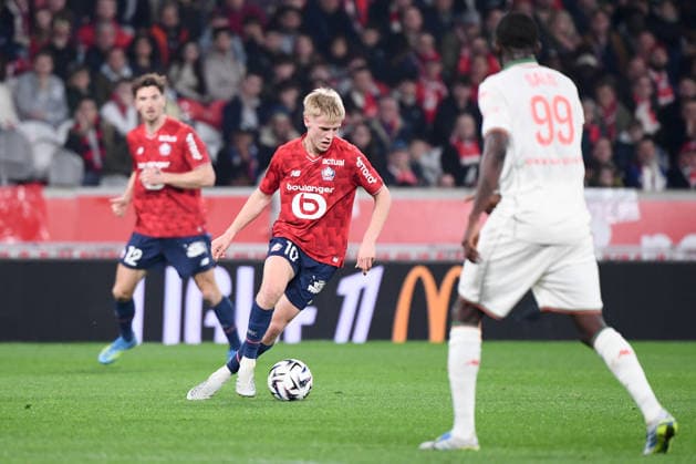 Lille OSC v OGC Nice - Ligue 1 McDonald s 2025 2026 10 Hakon Arnar HARALDSSON (losc) during the Ligue 1 McDonald s match between Lille OSC and OGC Nice at Stade Pierre Mauroy on April 18, 2026 in Lille, France. Lille France  Copyright: xFEPx 776348359