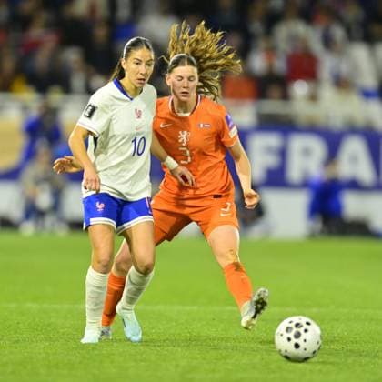 AUXERRE , 18-04-2026 , Stade de l AbbÃ -Deschamps , Season 2025 2026 , UEFA worldcup qualification football , match between France and The Netherlands (women) , picture shows Renee van Asten France - Netherlands (women)  x203137160x Copyright: