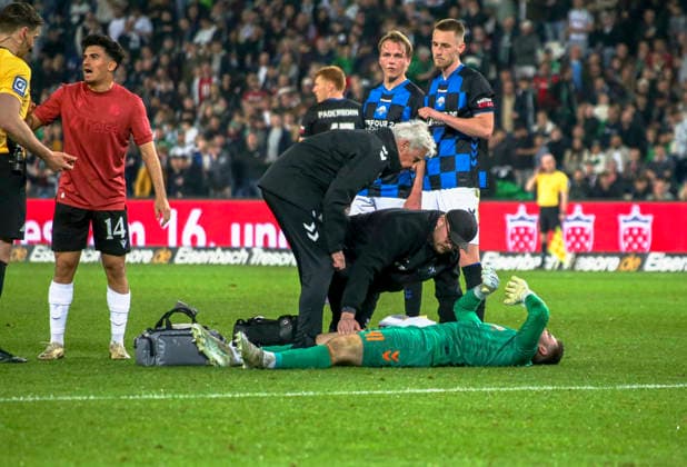 Deutschland: Fussball 2.Bundesliga 2025 2026, 30. Spieltag - Hannover 96 vs SC Paderborn 07 - Heinz von Heiden Arena Stadion (Hannover): Dennis Seimen (SC Paderborn 07, 41) Hannover