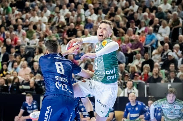 Köln, 18.04.2026, Handball, Herren, Lidl Final4, DHB Pokal, Halbfinale, TBV Lemgo Lippe - Füchse Berlin Lasse Bredekjaer Andersson (Füchse Berlin, 11) beim beim Torwurf Köln Lanxess Arena NRW Germany