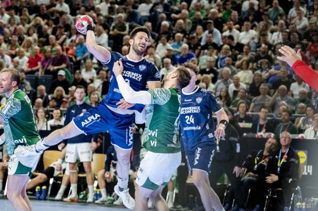 Köln, 18.04.2026, Handball, Herren, Lidl Final4, DHB Pokal, Halbfinale, TBV Lemgo Lippe - Füchse Berlin Tim Suton (TBV Lemgo, 23) beim Torwurf Köln Lanxess Arena NRW Germany