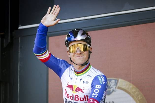 MAASTRICHT - Remco Evenepoel (Red Bull - BORA - hansgrohe) during the team presentation prior to the start of the 2026 Amstel Gold Race in Maastricht. VINCENT JANNINK ANP xVIxANPxSportx xxANPxIVx 556189185 originalFilename: 556189185.jpg