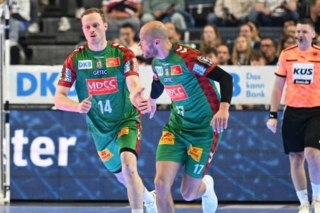 GER, Lanxess Arena Koeln, HBL, LIDL FINAL4, Men, Spiel um Platz 3, TBV Lemgo Lippe vs. SC Magdeburg 19.04.2026, Lanxess Arena , Koeln , GER, Lanxess Arena Koeln, HBL, LIDL FINAL4, Men, Spiel um Platz 3, TBV Lemgo Lippe vs. SC Magdeburg , im Bild: Torjubel Jubel Jubellauf, Omar Ingi Magnusson (SC Magdeburg 14), Tim Hornke (SC Magdeburg 17),