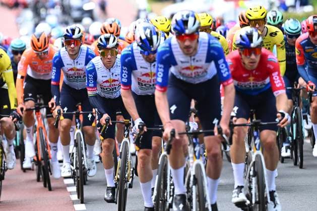 Amstel Gold Race 2026 Cycling Race VALKENBURG, THE NETHERLANDS - APRIL 19 : Evenepoel Remco (BEL) of Red Bull - BORA - Hansgrohe during the 60th edition of Amstel Gold Race an UCI World Tour 1.UWT one day cycling road race for Men Elite of 220 km with start in Maastricht and finish in Valkenburg on April 19, 2026 in Valkenburg, The Netherlands, 19 04 2026 ( Motordriver Kenny Verfaillie - Valkenburg The Netherlands  Copyright: xVincentxKalutx