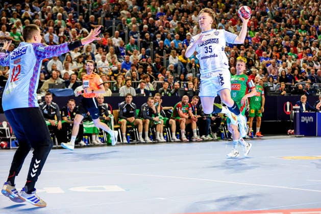 19.04.2026, xsscx, Handball, DHB-Pokal Lidl Final4, Spiel um Platz 3, TBV Lemgo-Lippe - SC Magdeburg, Saison 2025 2026 Herren, Lanxess Arena, Köln: Jarnes Faust (TBV Lemgo Lippe 35) beim Wurf Photo: xSandraxScherningxPressefotoKochx Nordrhein-Westfalen Deutschland
