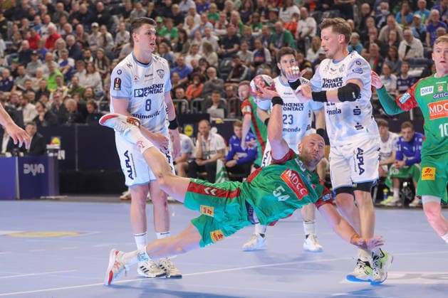 19.04.2026, xgox, Handball - DHB Pokal Spiel Platz 3 SC Magdeburg - TBV Lemgo Lippe emspor, v.l. Oscar Bergendahl (Magdeburg, 54) wirft Tor, Torschuetze, erzielt Tor, Treffer, scores the goal Koeln