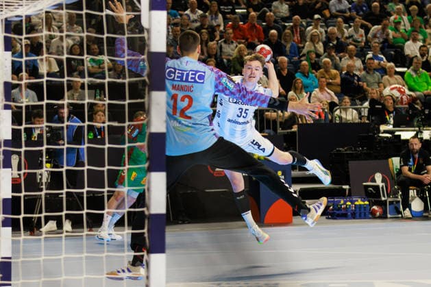 Jarnes FAUST (TBV Lemgo Lippe, 35) erzielt ein Tor, Aktion, Torwurf GER, TBV Lemgo Lippe vs. SC Magdeburg, Handball, DHB-Pokal, LIDL Final4, Spiel um Platz 3, Spielzeit 2025 2026, 19.04.2026, GER, TBV Lemgo Lippe vs. SC Magdeburg, Handball, DHB-Pokal, LIDL Final4, Spiel um Platz 3, Spielzeit 2025 2026, 19.04.2026, Koeln Copyright: xEibnerxPressefoto OliverxSchmidtx EP_OST