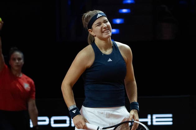 Karolina Muchova (CZE) im Bild enttäuscht, GER, Elena Rybakina vs. Karolina Muchova, Tennis, ATP, Tennis Herren Turnier, WTA, Tennis Damen 500, Porsche Tennis Grand-Prix, Finale, 19.04.2026, GER, Elena Rybakina vs. Karolina Muchova, Tennis, ATP-Turnier, WTA 500, Porsche Tennis Grand-Prix, Finale, 19.04.2026, Stuttgart Copyright: xEibner-Pressefoto EdwardxCheungx EP_ECG