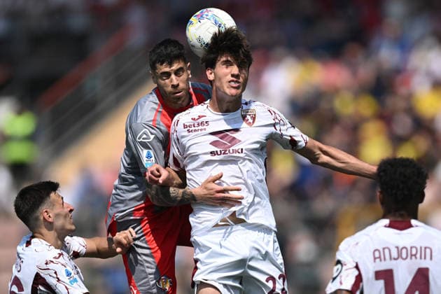Db Cremona 19 04 2026 - campionato di calcio serie A Cremonese-Torino foto Daniele Buffa Image nella foto: Cesare Casadei-Martin Payero 