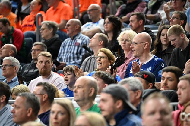 GER, Lanxess Arena Koeln, HBL, LIDL FINAL4, Men, Spiel um Platz 3, TBV Lemgo Lippe vs. SC Magdeburg 19.04.2026, Lanxess Arena , Koeln , GER, Lanxess Arena Koeln, HBL, LIDL FINAL4, Men, Spiel um Platz 3, TBV Lemgo Lippe vs. SC Magdeburg , im Bild: Fans Lemgo
