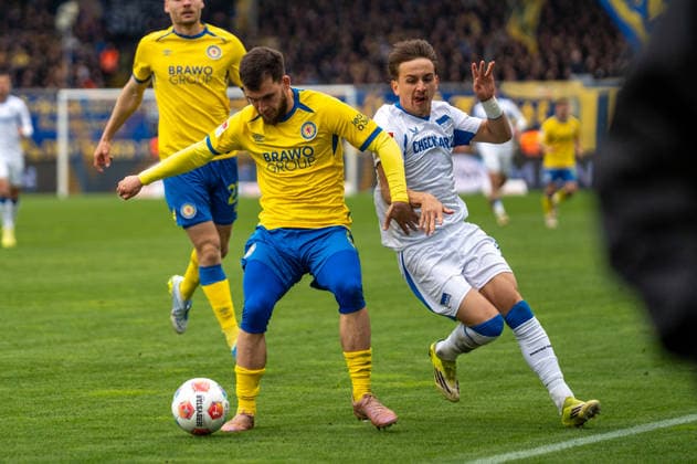 Deutschland: Fussball, 2. Bundesliga, 30. Spieltag 2025 26, Eintracht Braunschweig - Hertha BSC am 19.04. in Braunschweig, Eintracht-Stadion: Mehmet Aydin (Eintracht Braunschweig 8)