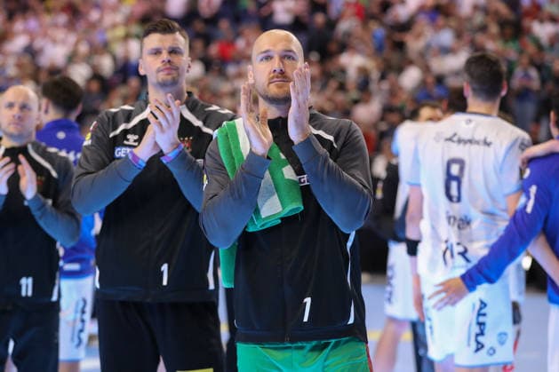 19.04.2026, xgox, Handball - DHB Pokal Spiel Platz 3 SC Magdeburg - TBV Lemgo Lippe emspor, v.l. Christian O Sullivan (Magdeburg, 24) enttaeuscht, schaut enttaeuscht, niedergeschlagen, disappointed Koeln
