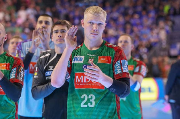19.04.2026, xgox, Handball - DHB Pokal Spiel Platz 3 SC Magdeburg - TBV Lemgo Lippe emspor, v.l. Magnus Saugstrup (Magdeburg, 23) enttaeuscht, schaut enttaeuscht, niedergeschlagen, disappointed Koeln