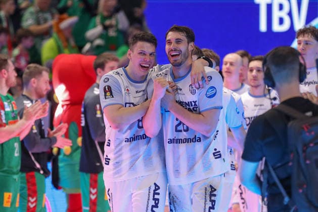 19.04.2026, xgox, Handball - DHB Pokal Spiel Platz 3 SC Magdeburg - TBV Lemgo Lippe emspor, v.l. Frederik Simak (Lemgo, 8), Hendrik Wagner (Lemgo, 28) Jubel ueber den Sieg, Jubel nach Spielende Koeln