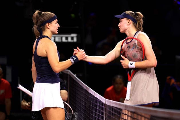 19.04.2026, Deutschland, Stuttgart, Porsche Tennis Grand Prix 2026, Finale, v.l. Karolina Muchova (CZE), Siegerin Elena Rybakina (KAZ)