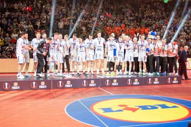 Siegerehrung, TBV Lemgo Lippe, Platz 3, TBV Lemgo Lippe - SC Magdeburg, DHB-Pokal Maenner, Herren, 6. Spieltag, Spiel um Platz 3, Daikin HBL, Lidl Final 4, 19.04.2026 Köln NRW Deutschland