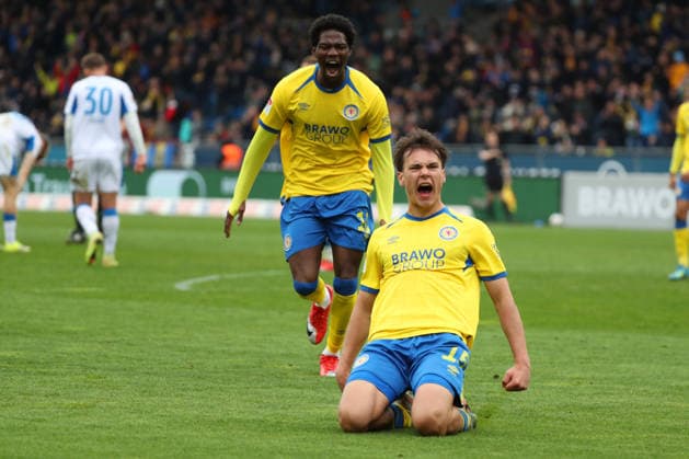 Braunschweig vs Hertha, 2. BL Braunschweig, 19.04.2026, Fußball, Herren, 2. BL, Saison 2025 2026, Eintracht Braunschweig vs. Hertha BSC Berlin: Max Marie (Eintracht Braunschweig) jubelt mit Faride Alidou (Eintracht Braunschweig) nach seinem Tor zum 1:1 (DFL DFB REGULATIONS PROHIBIT ANY USE OF PHOTOGRAPHS as IMAGE SEQUENCES and or QUASI-VIDEO) Stadion an der Hamburger Straße Niedersachsen Deutschland