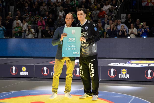19.04.2026, xgox, Handball - DHB Pokal Spiel Platz 3 SC Magdeburg - TBV Lemgo Lippe emspor, v.l. Constantin Moestl (Möstl, Lemgo, 1) wurde Spieler des Spiels Koeln
