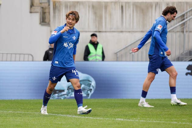 19.04.2026, xgrfx, Fussball 2.Bundesliga, SpVgg Greuther Fuerth - SV Darmstadt 98 v.l. Tor, Yosuke Furukawa zum 1:2 (SV Darmstadt) (DFL DFB REGULATIONS PROHIBIT ANY USE OF PHOTOGRAPHS as IMAGE SEQUENCES and or QUASI-VIDEO) Fuerth