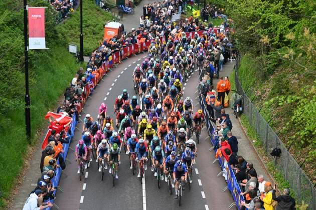Amstel Gold Race 2026 Cycling Race VALKENBURG, THE NETHERLANDS - APRIL 19 : illustration picture peloton during the 60th edition of Amstel Gold Race an UCI World Tour 1.UWT one day cycling road race for Men Elite of 220 km with start in Maastricht and finish in Valkenburg on April 19, 2026 in Valkenburg, The Netherlands, 19 04 2026 ( Motordriver Kenny Verfaillie - Valkenburg The Netherlands  Copyright: xVincentxKalutx