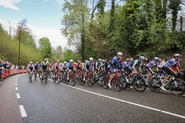 VALKENBURG - The men s peloton in action during the first lap on the Cauberg at the 2026 Amstel Gold Race in Valkenburg. VINCENT JANNINK ANP xVIxANPxSportx xxANPxIVx 556204950 originalFilename: 556204950.jpg