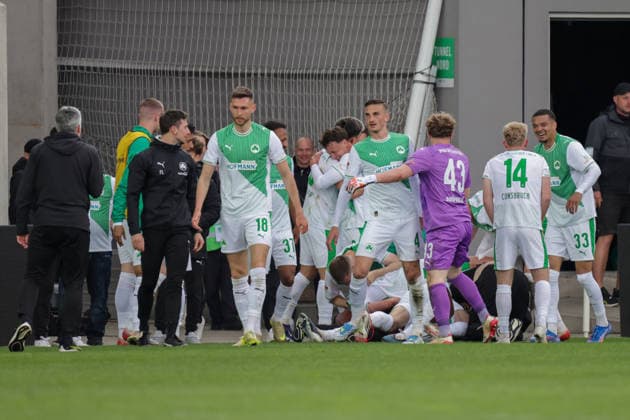 19.04.2026, xgrfx, Fussball 2.Bundesliga, SpVgg Greuther Fuerth - SV Darmstadt 98 v.l. Tor, Noel Futkeu 3:2 (Greuther Fürth) (DFL DFB REGULATIONS PROHIBIT ANY USE OF PHOTOGRAPHS as IMAGE SEQUENCES and or QUASI-VIDEO) Fuerth