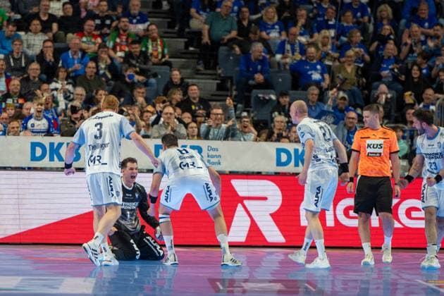 Constantin Moestl, Torwart (TBV Lemgo Lippe 1), Nicolai Theilinger, Rueckraum (TBV Lemgo Lippe 3), Leve Carstensen, Aussen (TBV Lemgo Lippe 21), TBV Lemgo Lippe - SC Magdeburg, DHB-Pokal Maenner, Herren, 6. Spieltag, Spiel um Platz 3, Daikin HBL, Lidl Final 4, 19.04.2026 Köln NRW Deutschland