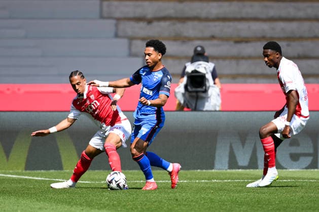 AS Monaco FC v AJ Auxerre - Ligue 1 McDonald s 2025 2026 23 Aladji BAMBA (asm) - 19 Danny NAMASO (aja) - 05 Thilo KEHRER (asm) during the Ligue 1 McDonald s match between AS Monaco FC and AJ Auxerre at Stade Louis II on April 19, 2026 in Monaco, Monaco. Monaco Monaco  Copyright: xFEPx 776348355