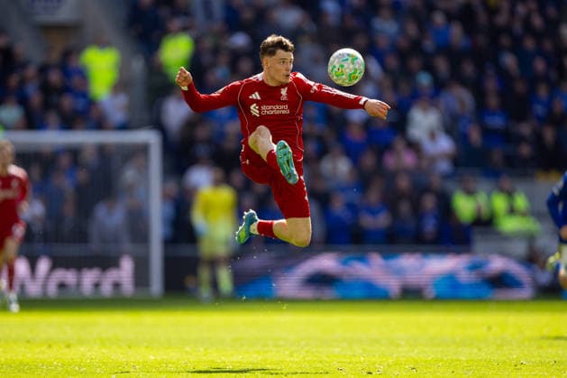 Football - FA Premier League - Everton FC v Liverpool FC LIVERPOOL, ENGLAND - Sunday, April 19, 2026: Liverpool s Florian Wirtz during the FA Premier League match between Everton FC and Liverpool FC, the 248th Merseyside Derby, at Bramley-Moore Dock. (Photo by David Rawcliffe Propaganda) LIVERPOOL Bramley-Moore Dock MERSEYSIDE ENGLAND  Copyright: xDavidxRawcliffex P2026-04-19-Everton_Liverpool-100