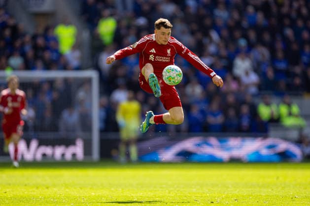 Football - FA Premier League - Everton FC v Liverpool FC LIVERPOOL, ENGLAND - Sunday, April 19, 2026: Liverpool s Florian Wirtz during the FA Premier League match between Everton FC and Liverpool FC, the 248th Merseyside Derby, at Bramley-Moore Dock. (Photo by David Rawcliffe Propaganda) LIVERPOOL Bramley-Moore Dock MERSEYSIDE ENGLAND  Copyright: xDavidxRawcliffex P2026-04-19-Everton_Liverpool-101