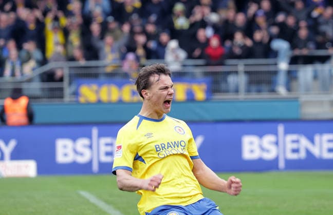 Max Marie (Eintracht Braunschweig) erzielt das 1-1, Freude Fussball, Herren, Saison 2025 2026 2.BL, Eintracht Stadion, Eintracht Braunschweig gegen Hertha BSC Berlin 1-1 DFL REGULATIONS PROHIBIT ANY USE OF PHOTOGRAPHS AS IMAGE SEQUENCES AND OR QUASI-VIDEO.
