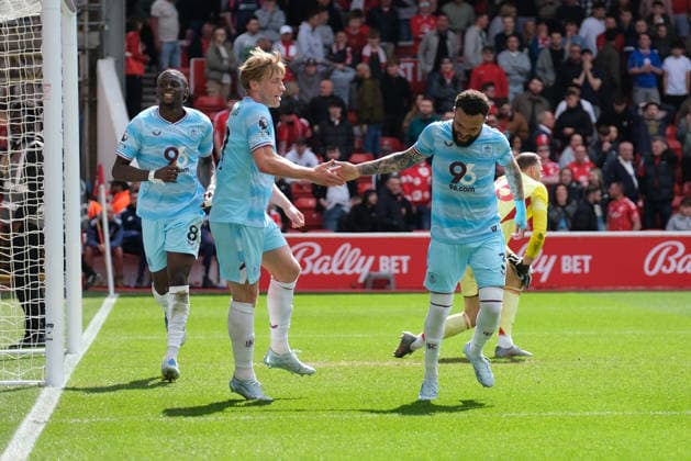 NOTTINGHAM, ENGLAND, APRIL 19: Zian Flemming of Burnley celebrates his goal during the Premier league football match between Nottingham Forest and Burnley at the City Ground on April 19, 2026 in Nottingham, England. Copyright: xPaulxBonserx xSportsxPressxPhotox Sportspressphoto_SPR132843